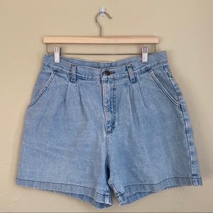 Vintage high waisted lee shorts
